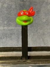 Pez Teenage Mutant Ninja Turtles- Raphael- Happy/ Black Stem/ China/ Loose