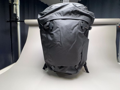 Boundary Supply Arris 35L Reiserucksack + Zubehör | Schwarz | Neu