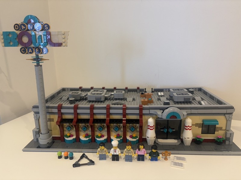 Lego Bricklink Retro Bowling Alley 910013 Complete Set VGC Lego Bowling Alley