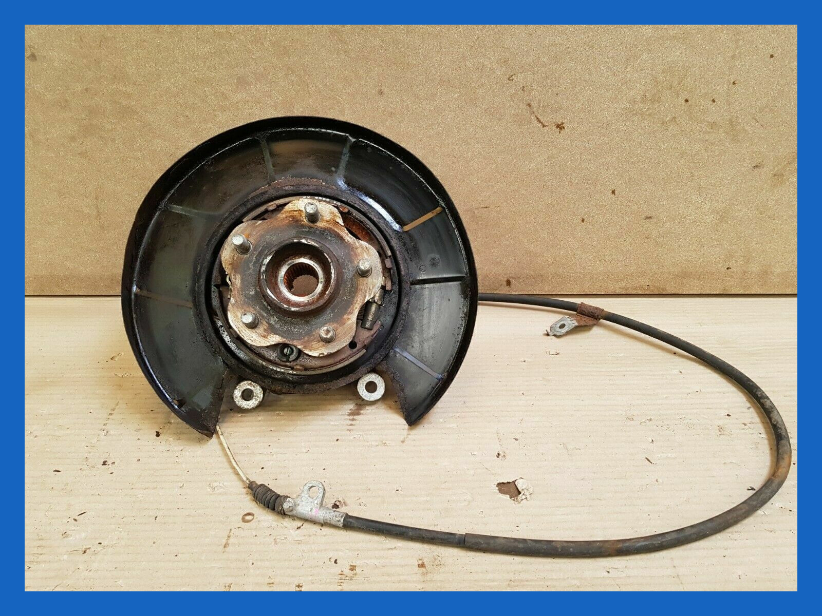 Nissan 350Z 02-08 Radnabe Und Knuckle Rechts Mit ABS Sensor