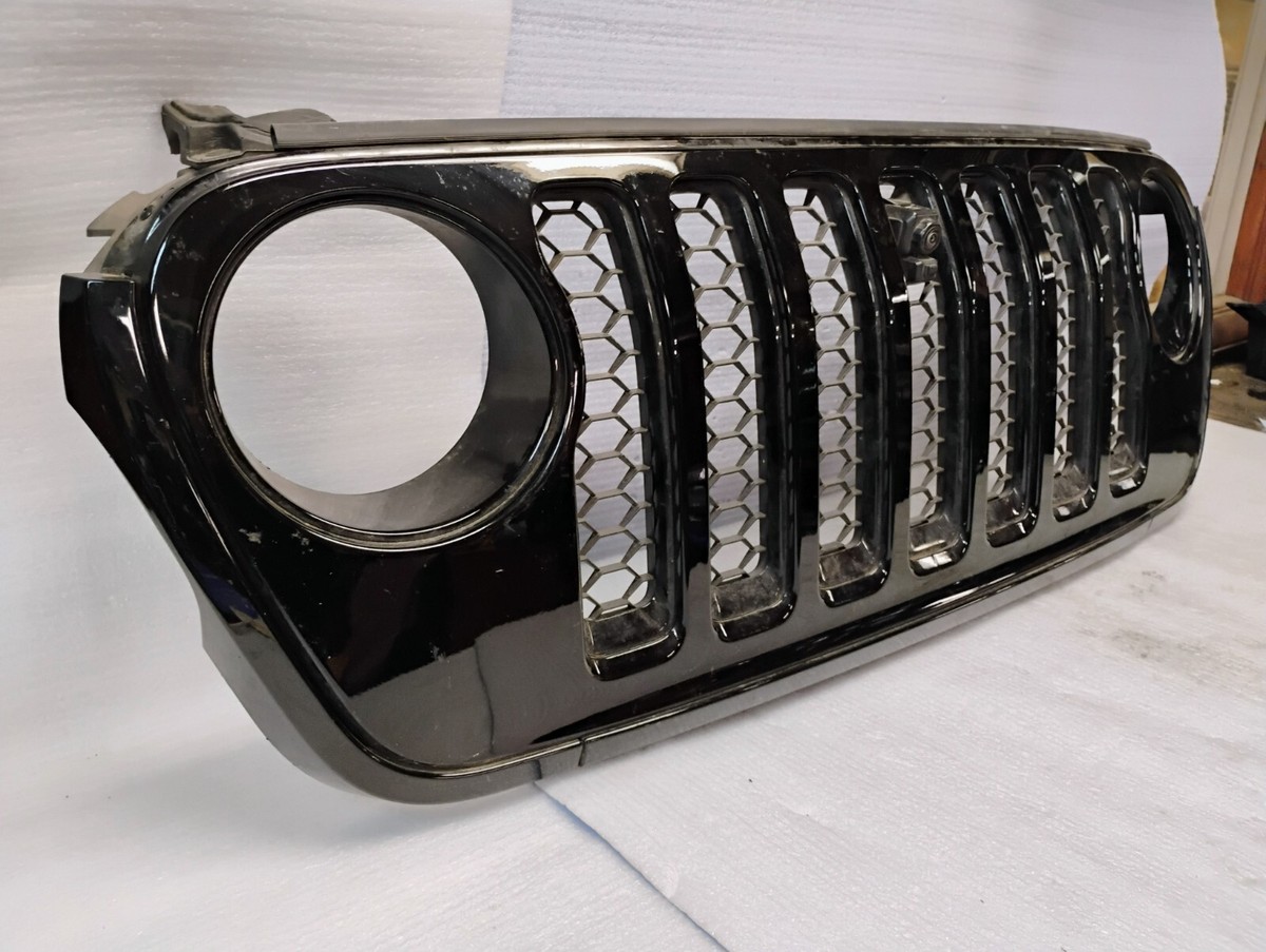 2018-2024 Jeep Wrangler Gladiator OEM Black Grille w/Camera