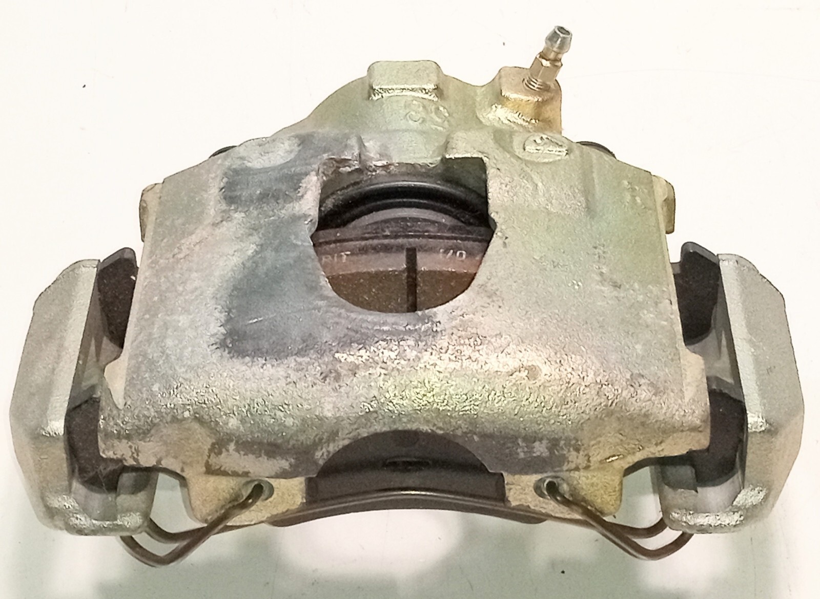 Ferrari Mondial Brake Caliper_Rear Right_Brake Pads_117184_328_208_GENUINE