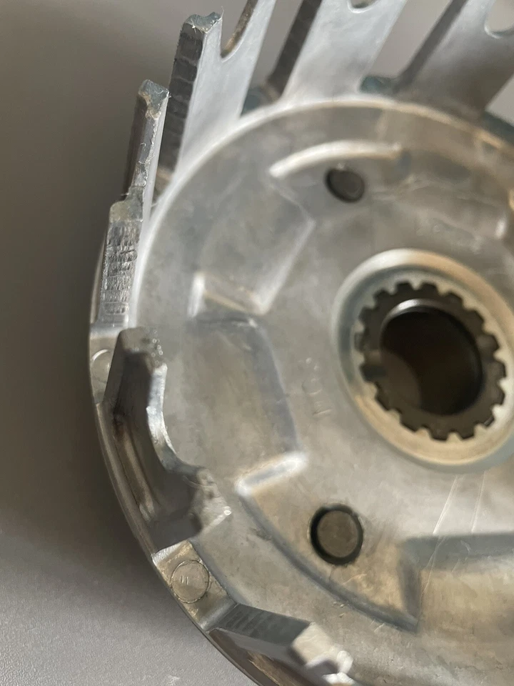 1984 HONDA XL 600R КОРЗИНА СЦЕПЛЕНИЯ СТУПИЦА 84 XL600 600R. - Изображение 3 из 4