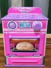 Cookeez Makery SWEET TREATZ Oven Playset Toy for Toasty Treatz Plush