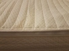 King Softside Waterbed Mattress with Free Flow bladder and Quilted Zipper Cover