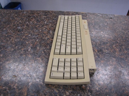 Vintage Apple Model M0487 Keyboard II - LV17 - Bild 5 von 9