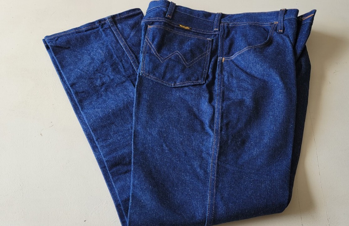 Vintage Wrangler 13MWZ Cowboy Cut Jeans 1970s USA Original Vintage Wrangler 13MWZ Cowboy Cut Jeans 1970s USA Original
