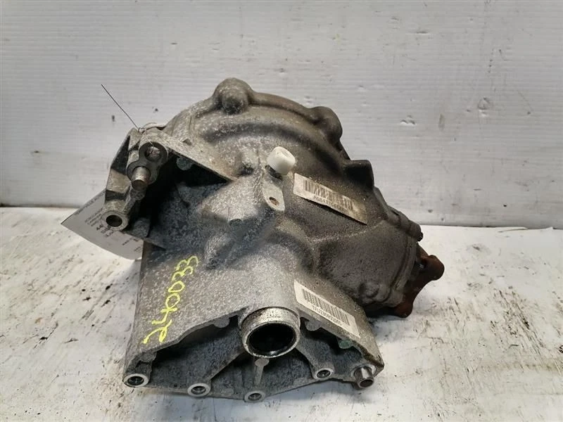 2012-2019 Chrysler 300 Front Differential Carrier Assembly OEM Foto 3 de 4