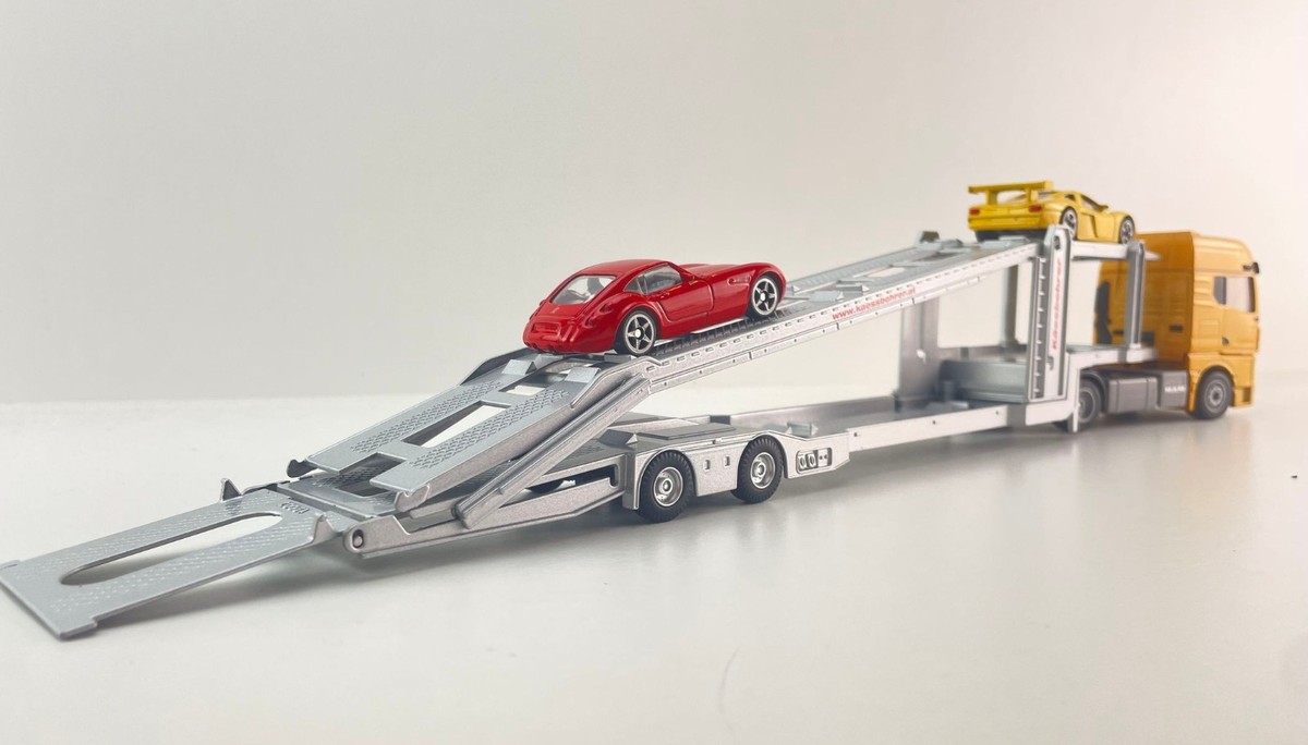 Siku 3944 MAN TGX Truck 4x2 & Kaessbohrer Car Transporter Trailer