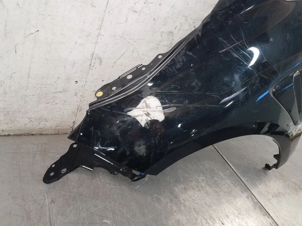 Guardabarros izquierdo Toyota Corolla GR 2023 AWD - * 4 K millas #2320 E3 Foto 2 de 4