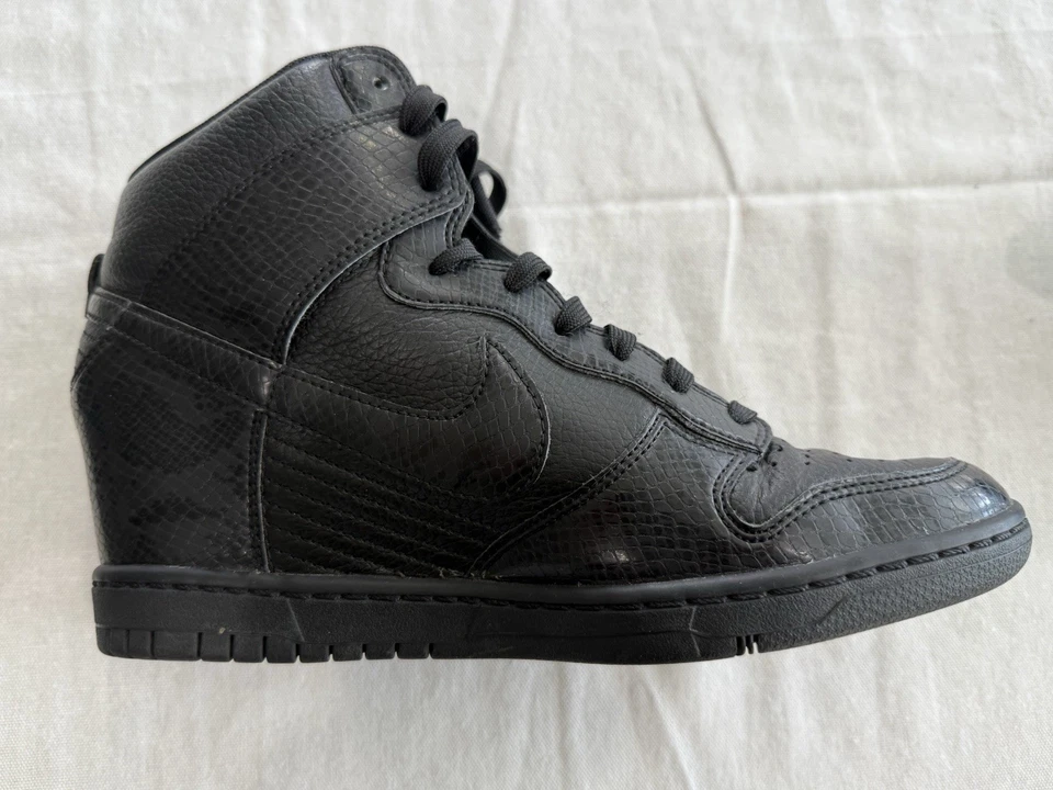 Nike Dunk Sky High Cuña Oculta Talla 10 Mujer’s Negro Serpiente Foto 4 de 4