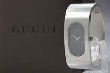  Near MINT w/Box Gucci 2400L 22mm Black Dial Quartz Women's Watch From JAPAN