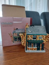 Novelty Teapot Coronation Street Rovers Return Inn Annie Rowe