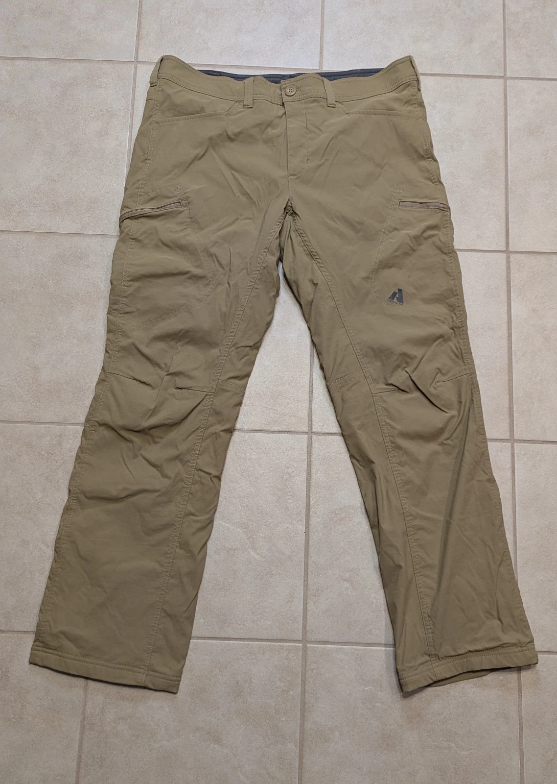 Eddie Bauer First Ascent Pants Mens 38x34 Tan Fleece Lined Softshell Hiking-EUC!
Opens in a new wind