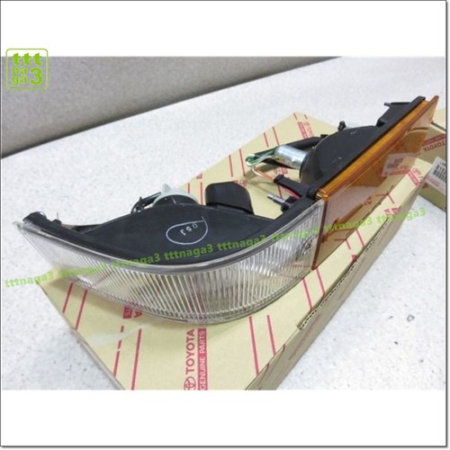 TOYOTA AE86 TRUENO Front Bumper turn signal Ligth lamp Right 81510-80038 OEM JD - Picture 5 of 5