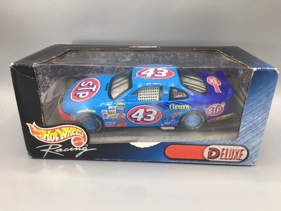 Lot of Hot Wheels Nascar 2000 Valvoline & 6 Martin 1999 STP Andretti 43 Die-Cast - Image 4 of 4