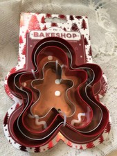 The Bakeshop 4 Gingerbread People Graduated Cookie Cutters NEW Metal 2 - 4.5"