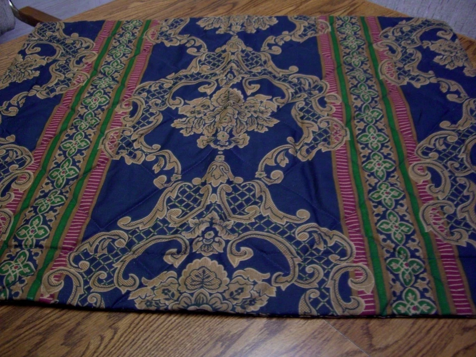 Par de fundas de almohada JC Penney multicolor de poli/algodón acolchadas Queen/34" x 28" Foto 2 de 4