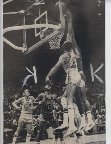 NATE THURMOND HOF NBA PHOTO ORIGINALE VINTAGE GOLDEN STATE WARRIORS SAN FRANCISCO - Photo 1 sur 2