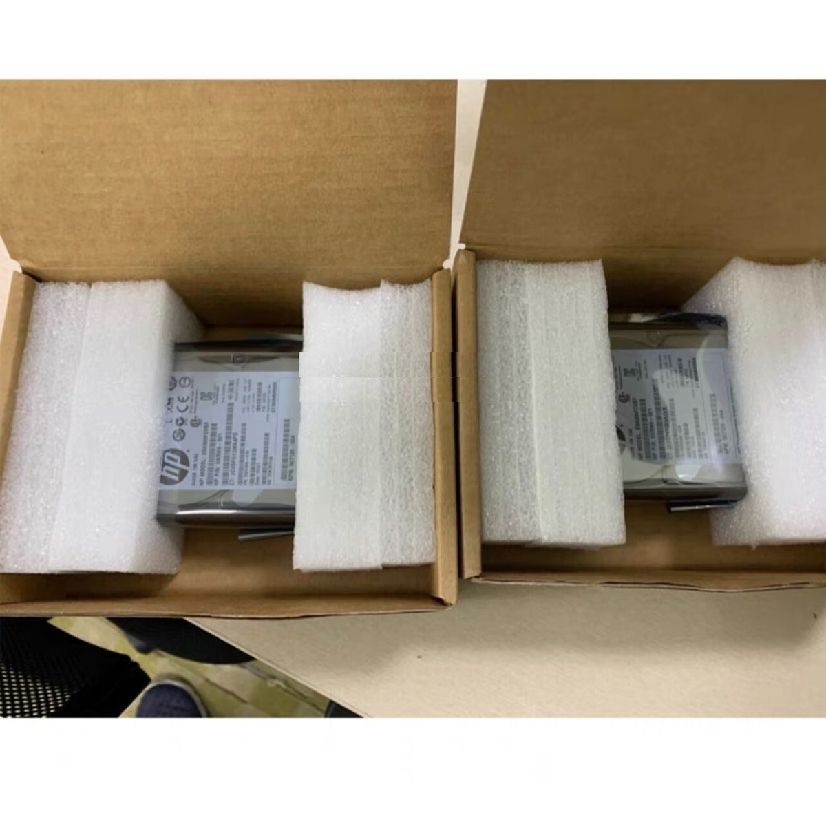 IBM 1.2T 10K 2.5'' 02PX580 02PX579 02PX588 SAS 12GB V5000E