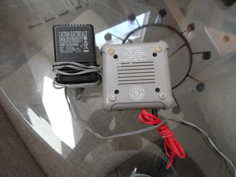 TRANSFORMADOR DE JUGUETE TREN ESCALA HO BACHMANN 44213 PROBADO Foto 2 de 3