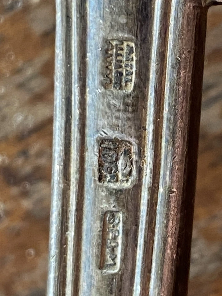 LOUCHE ANCIENNE Argentée 3 POINÇONS A Déterminer ORFEVRE 220 grs 32cm De Long - Photo 3/4