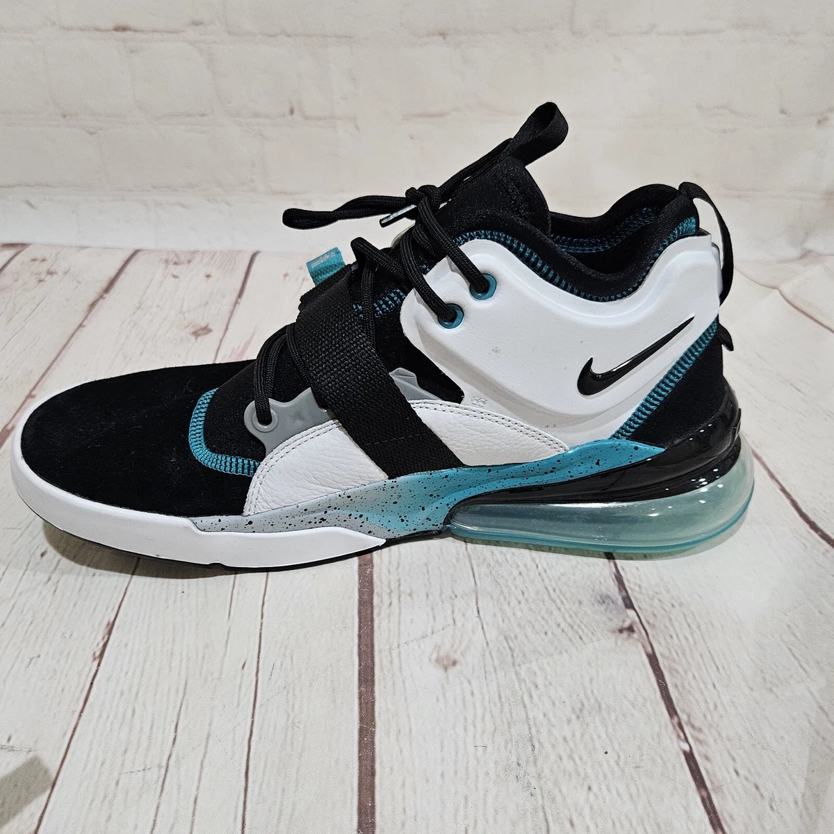Nike air best sale max command 2018