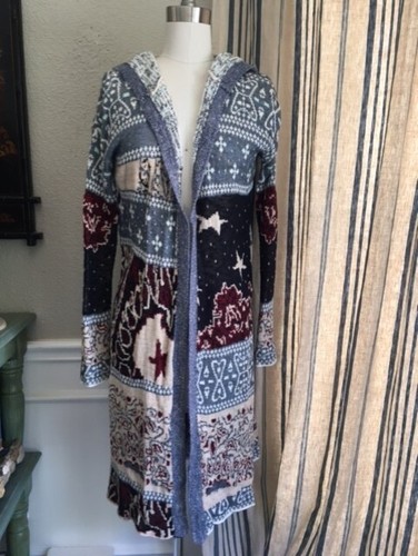 Long Hooded Sweater Blue Bandana Size 