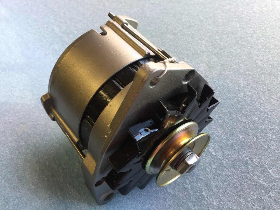 Alternador Alfa Romeo 100 AMP ALTA SAÍDA Alfetta Berlina GT Veloche Spider - Imagem 3 de 3