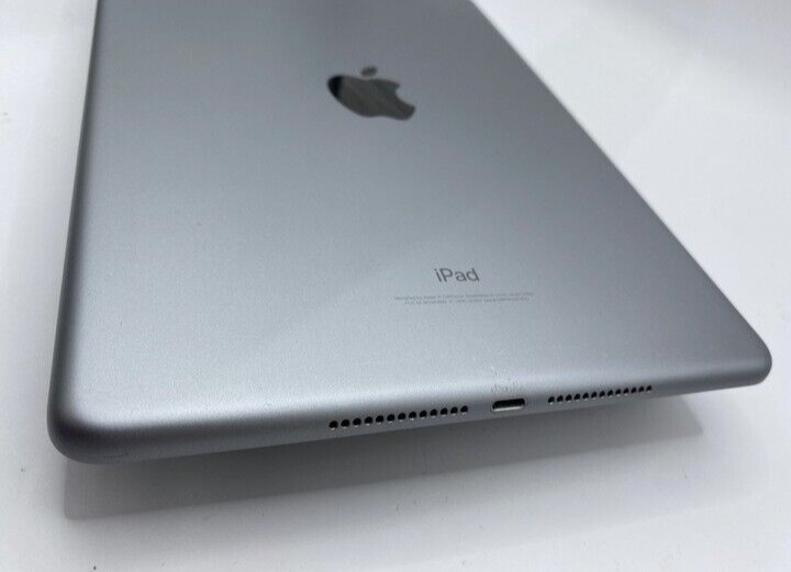 iPad - 【B】iPad6/32GB/354879091688100 Apple iPad 6th Gen. 32GB, Wi-Fi + Cellular (Unlocked), 9.7in