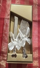 BEVERLY CLARK COLLECTION SILVER PLATED WEDDING KNIFE AND SERVER WITH WHITE BOWS
