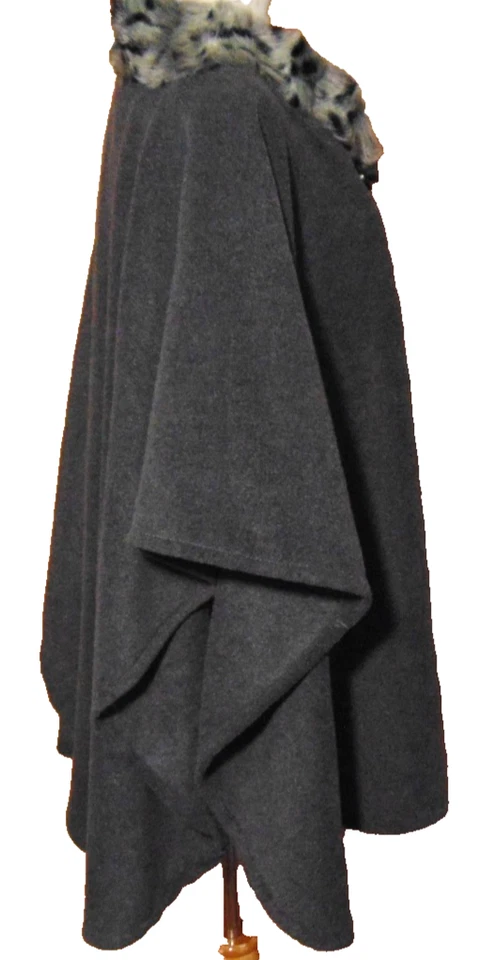 LIZ CLAIBORNE MUJER GRIS CAPA POLAR IMITACIÓN PIEL ANIMAL CUELLO ABRIGO PONCHO ~ M-2X Foto 2 de 4