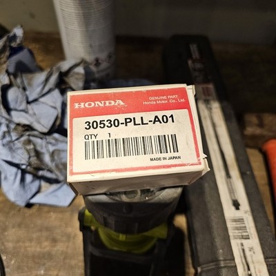 KLOPFSENSOR 30530-PLL-A01  für Honda Element Accord CR-V Acura RDX RSX