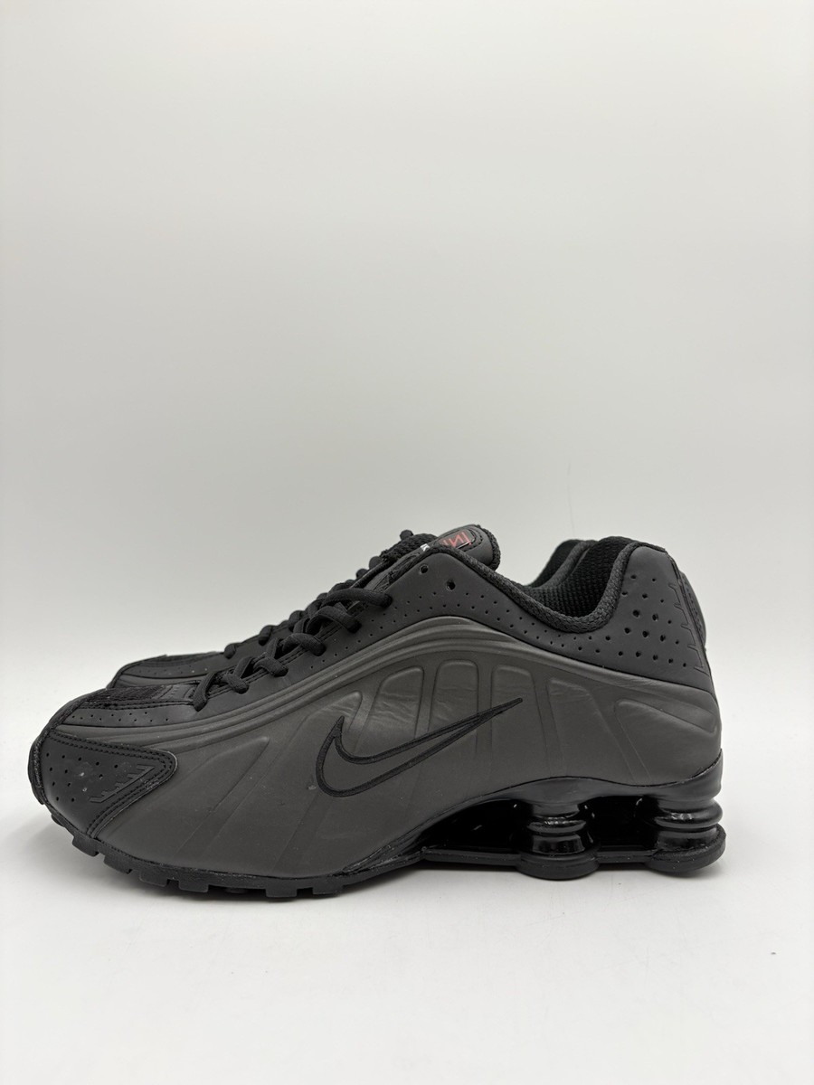 Nike Men's Shox R4 Size 8 Black Bright Crimson |HQ1988-001| | eBay