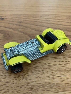 1970 Hot Wheels Sweet 16 Redline Yellow