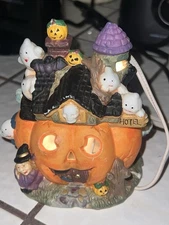 Vintage Ceramic Light Halloween Haunted House Hotel Pumpkin Ghosts Tested