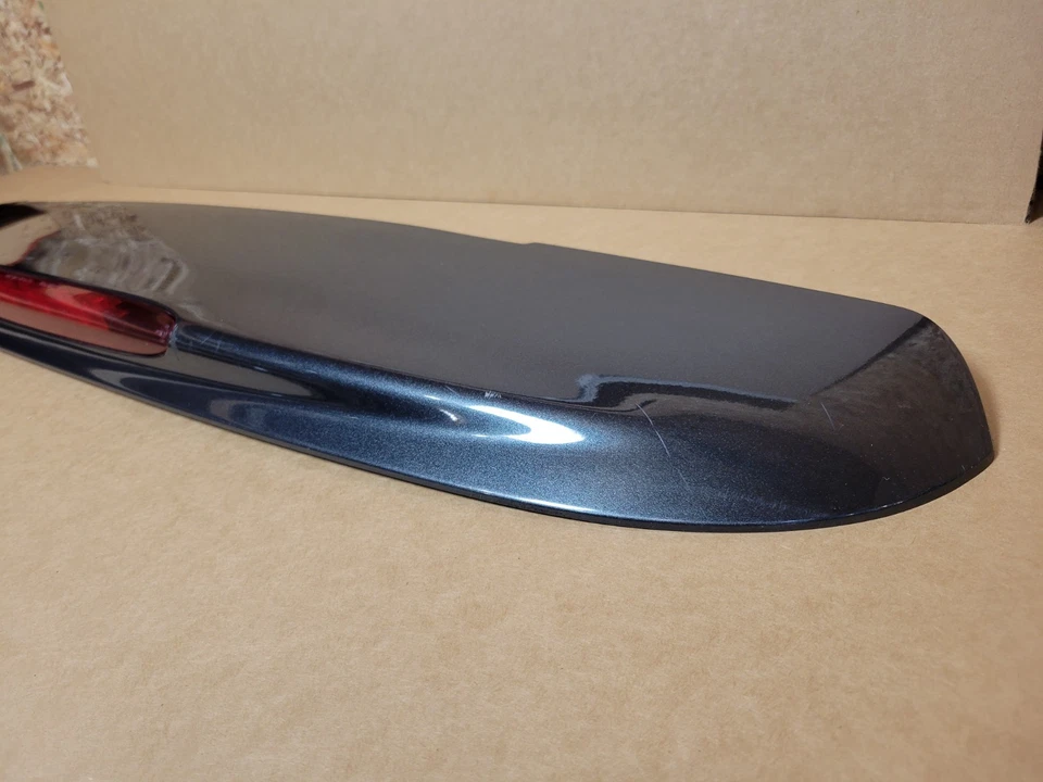 2002-2009 Chevrolet Trailblazer Rear Liftgate Spoiler 3rd Brake Light Panel OEM - Image 4 of 4