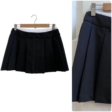 Sans Souci New Black Exposed White Boxer Waistband Front Pleated Skirt Medium 