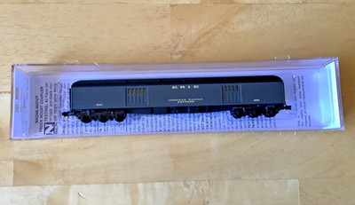 Micro-Trains n-scale Erie Express Baggage passenger car