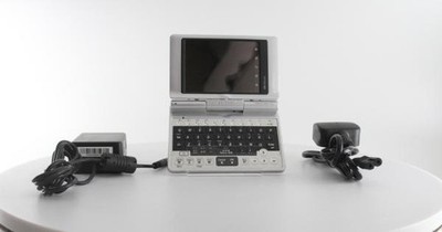Sharp Zaurus Handheld 640x480 Color LCD Display 32MB RAM Japan Import (SL-C700)