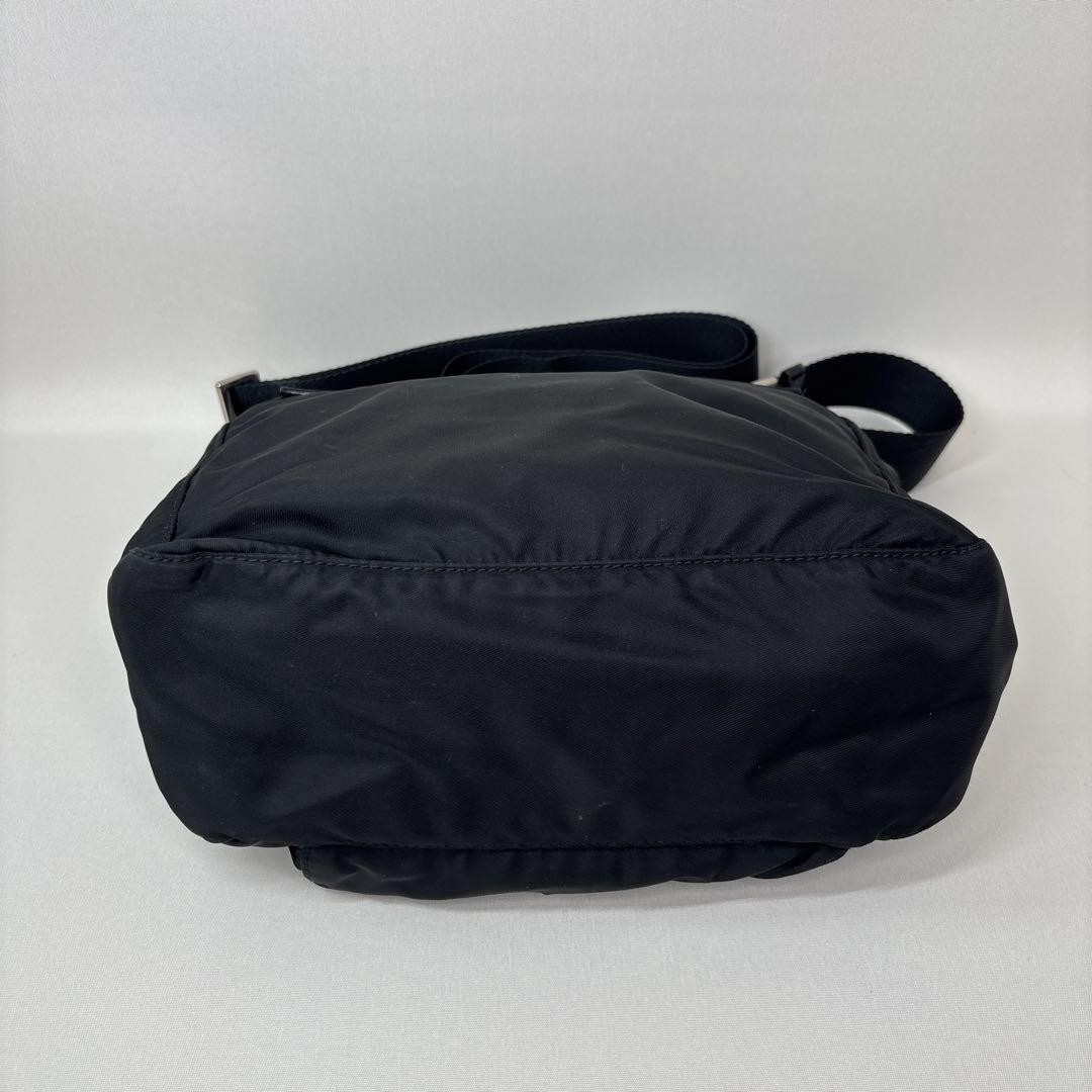 PRADA Black Shoulder Bag PRADA Crossbody thumbnail 5