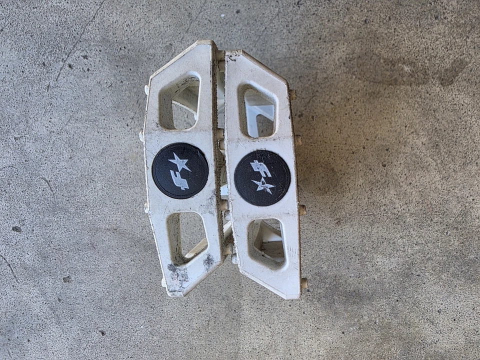 Pair of White Composite Bike Pedals - Flat Platform BMX/MTB/Road - Good... - Image 3 of 4