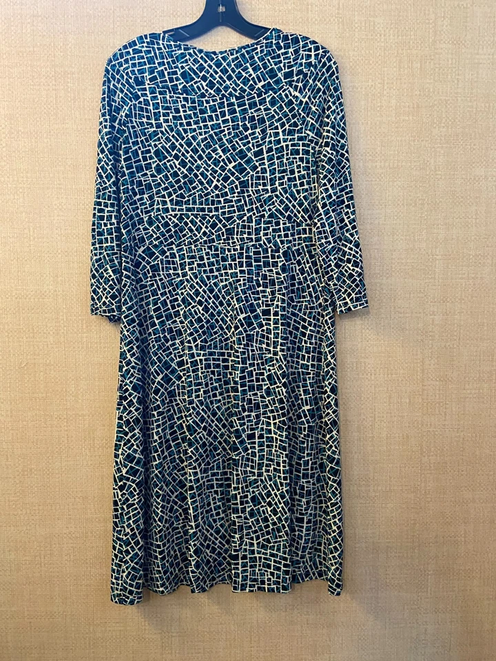 Vestido Petite Sophisticate manga 3/4 talla L negro, verde azulado y blanco Foto 4 de 4