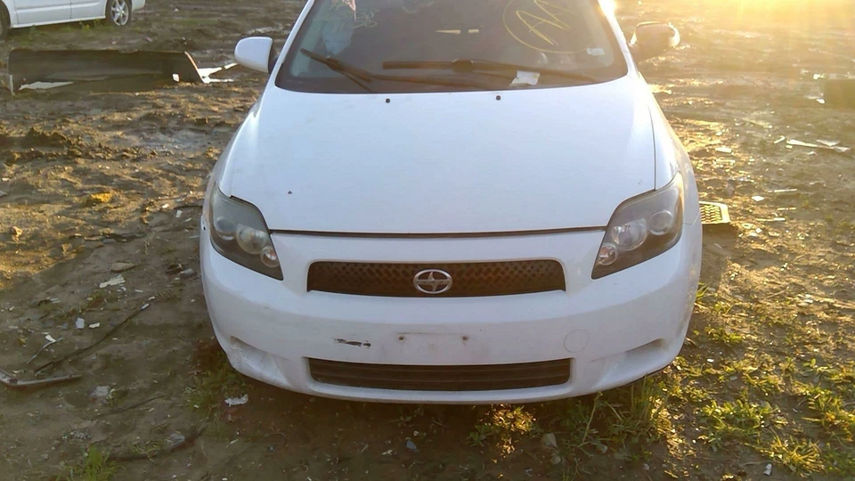 Radiador SCION TC 05 06 07 08 09 10 Foto 2 de 4