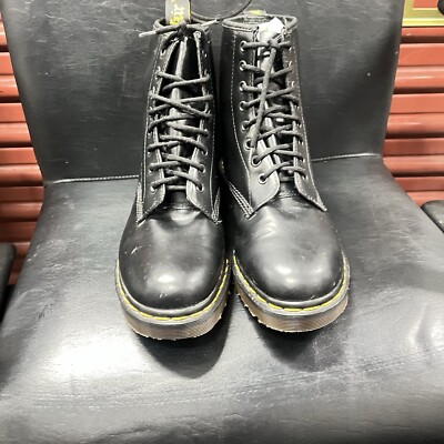 1480 Vintage blk DrMartens 14 hole Made In England