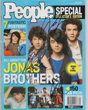 1- Jonas Brothers AUTOGRAPHED Joe/Kevin/Nick  Signed Magazine  real nice