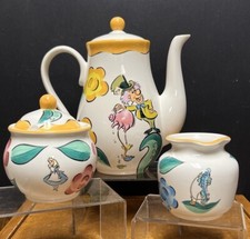 RARE DISNEY GALLERY ALICE IN WONDERLAND LARGE TEA SET TEAPOT CREAMER SUGAR BOWL