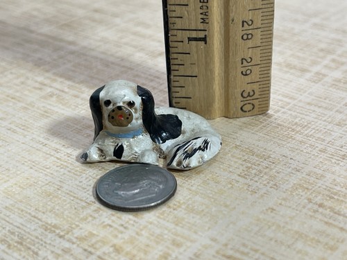 Miniature Vintage Metal black and white dog with blue bow Dog 1:12 scale - Picture 6 of 7