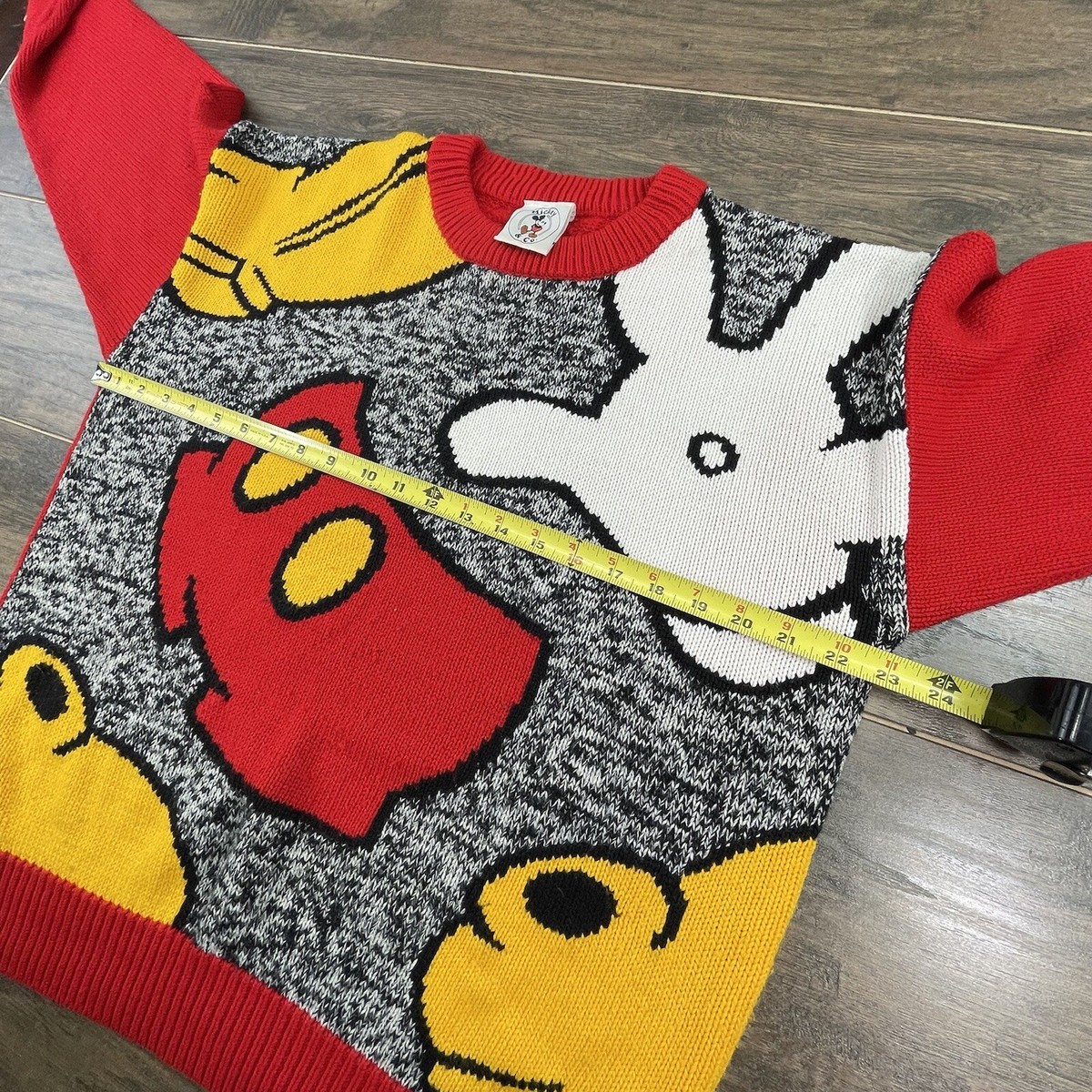Vintage Disney Mickey & Co Sweater Mens Large Red Knit Big Mickey