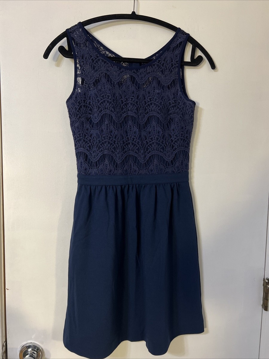 Lilly Pulitzer Rhea Navy Crochet Fit And Flare Sleeveless Dress Size XS Babydoll Lilly Pulitzer Rhea Navy Crochet Fit And Flare Sleeveless Dress Size XS Babydoll